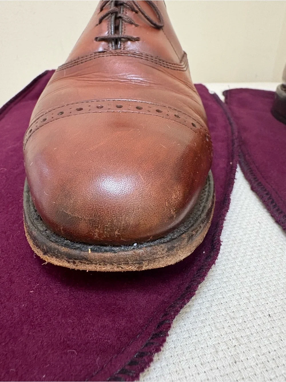 Allen Edmonds versatile lace fit